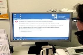 Bildschirm mit Sicherheitswarnung